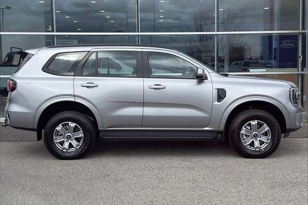 2024 Ford Everest Ambiente  2.0L