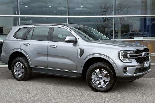 2024 Ford Everest Ambiente  2.0L