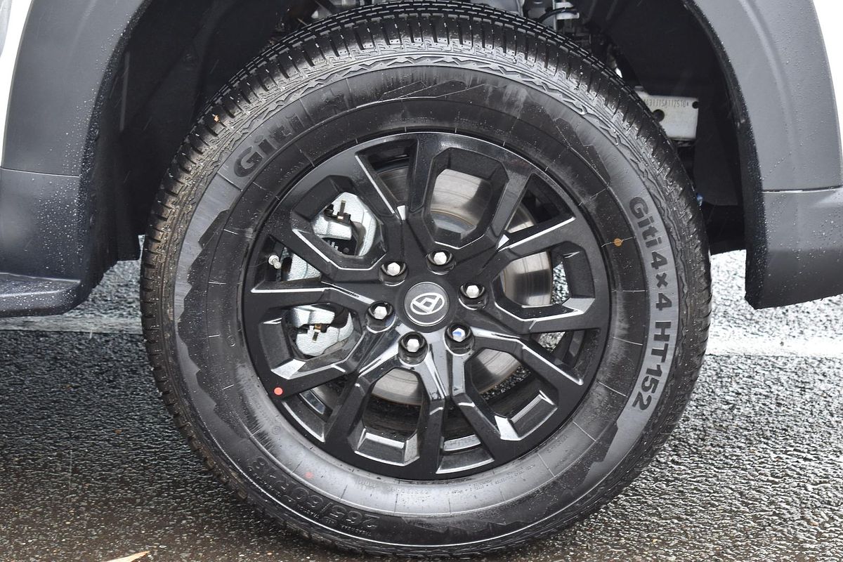 2025 LDV D90 Executive SV9A