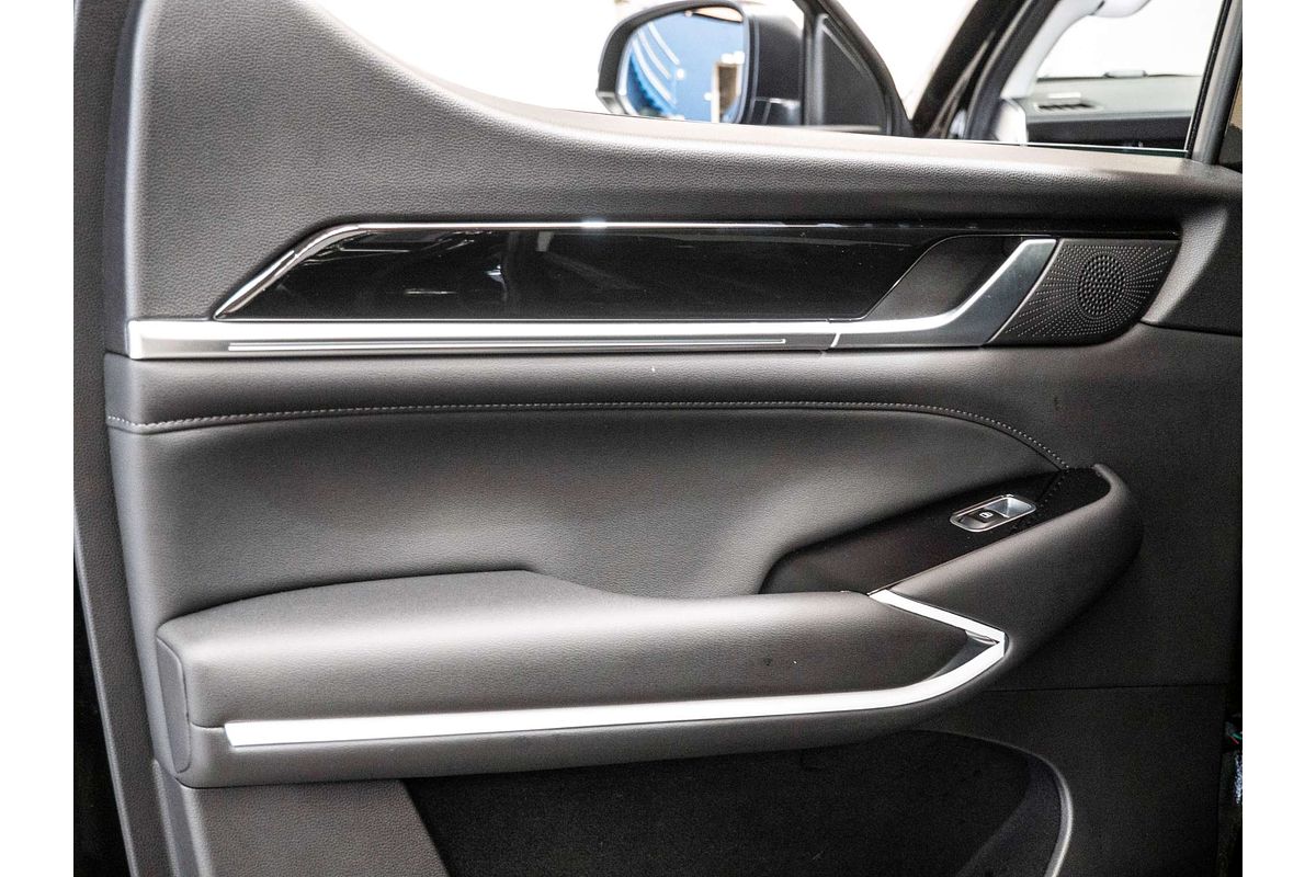 2025 GWM Cannon Alpha Lux PHEV P05 4X4