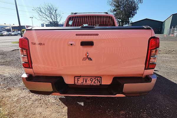 2021 Mitsubishi Triton GLX+ MR 4X4