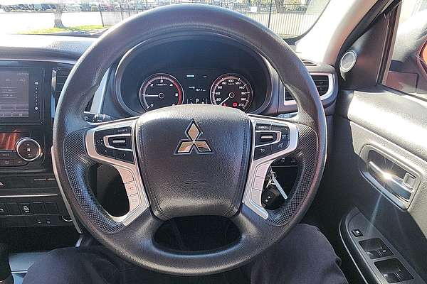 2021 Mitsubishi Triton GLX+ MR 4X4