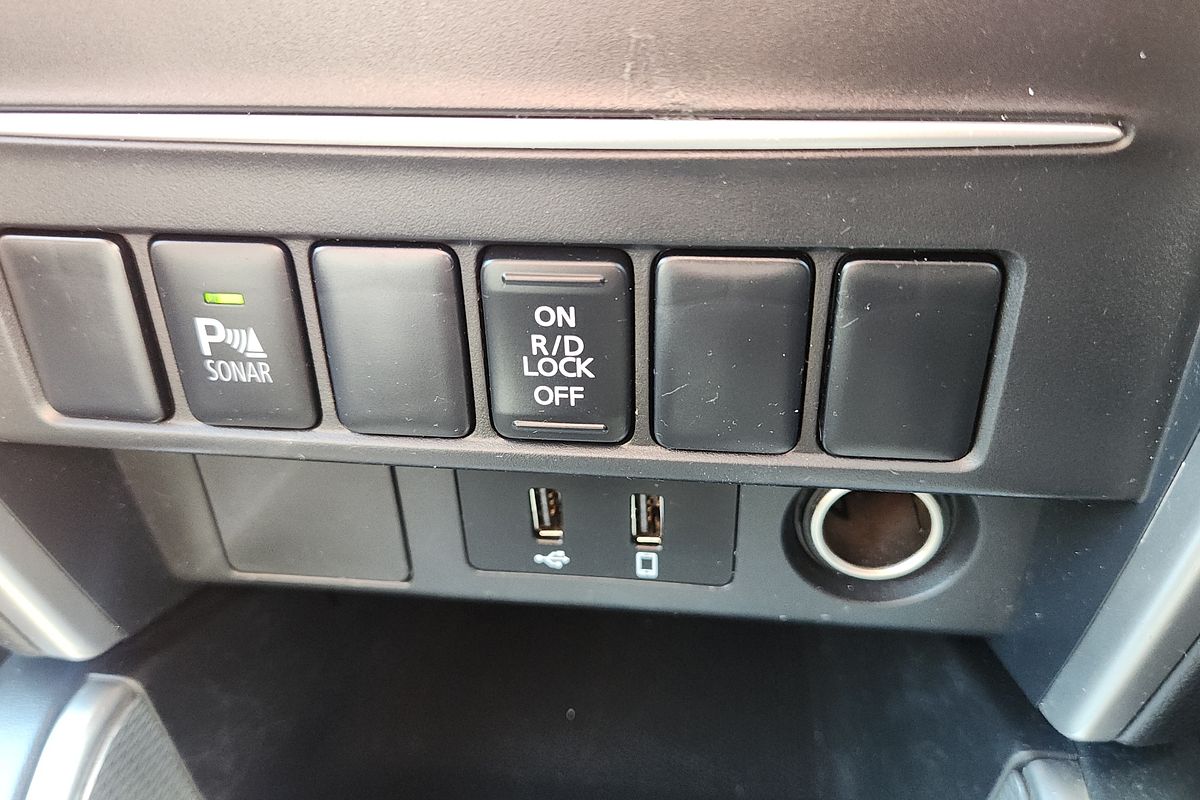2021 Mitsubishi Triton GLX+ MR 4X4