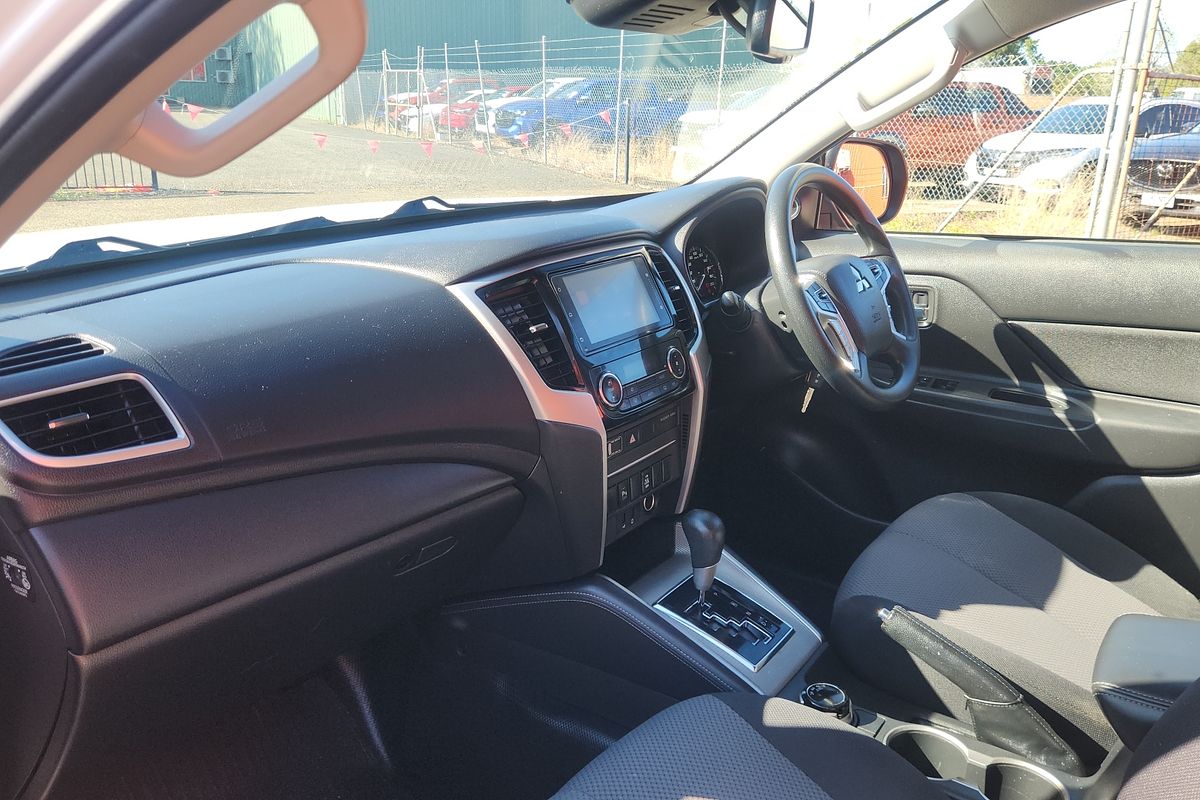 2021 Mitsubishi Triton GLX+ MR 4X4