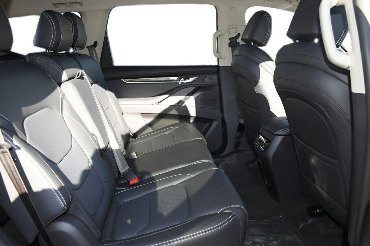 2025 LDV D90 Executive SV9A