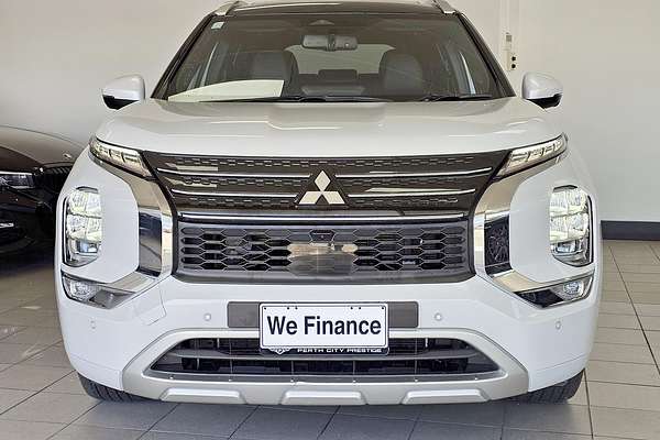2023 Mitsubishi Outlander PHEV Exceed Tourer ZM