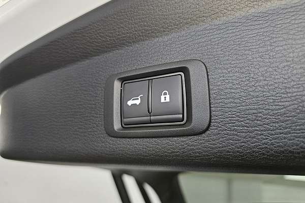 2023 Mitsubishi Outlander PHEV Exceed Tourer ZM