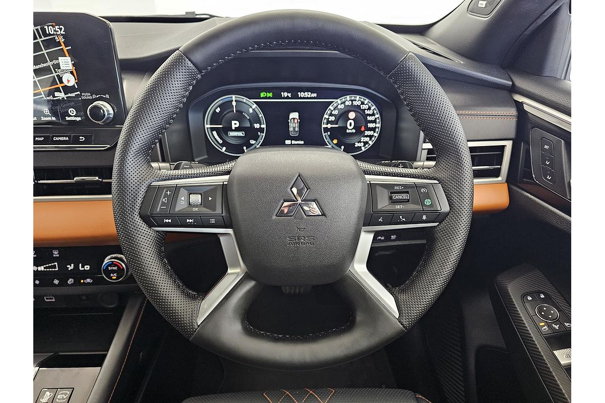 2023 Mitsubishi Outlander PHEV Exceed Tourer ZM