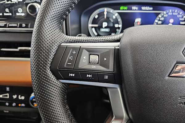 2023 Mitsubishi Outlander PHEV Exceed Tourer ZM