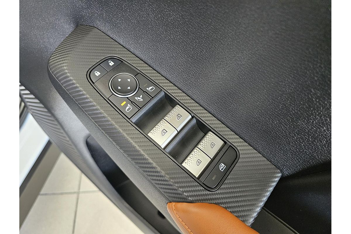 2023 Mitsubishi Outlander PHEV Exceed Tourer ZM