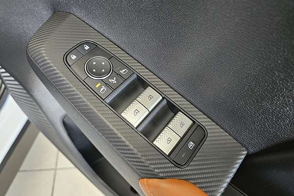2023 Mitsubishi Outlander PHEV Exceed Tourer ZM