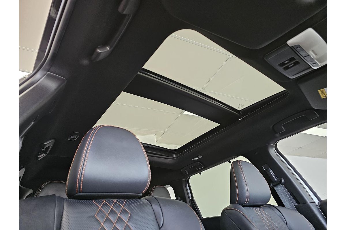 2023 Mitsubishi Outlander PHEV Exceed Tourer ZM