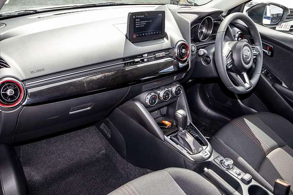 2025 Mazda 2 G15 Evolve DJ Series