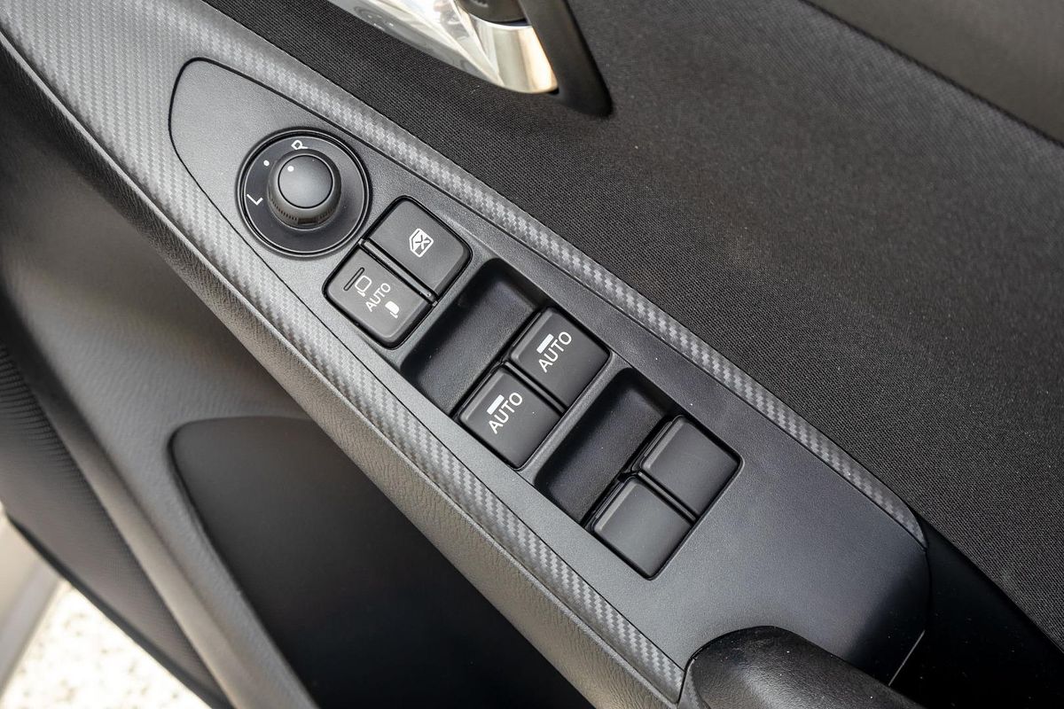 2025 Mazda 2 G15 Evolve DJ Series