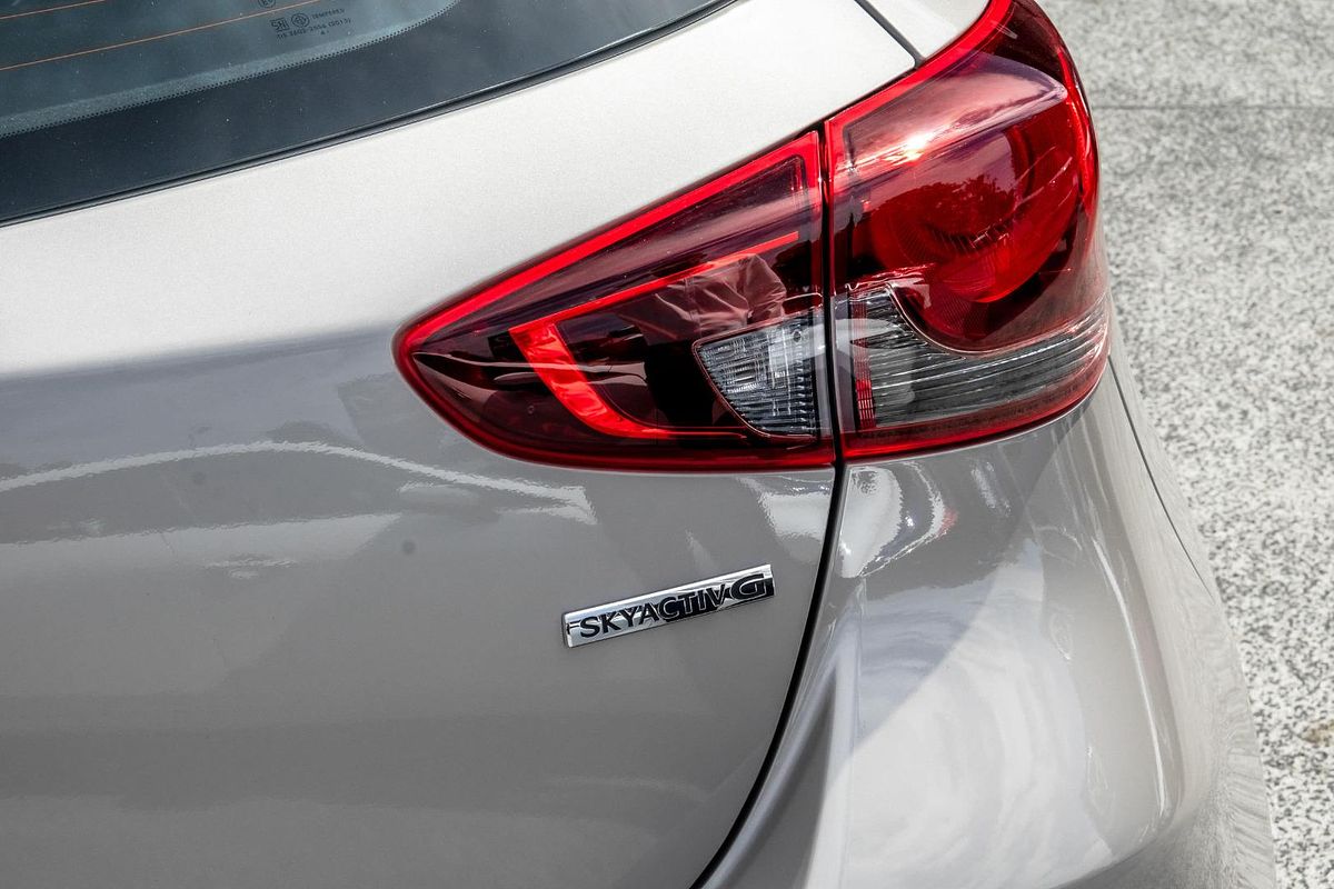 2025 Mazda 2 G15 Evolve DJ Series