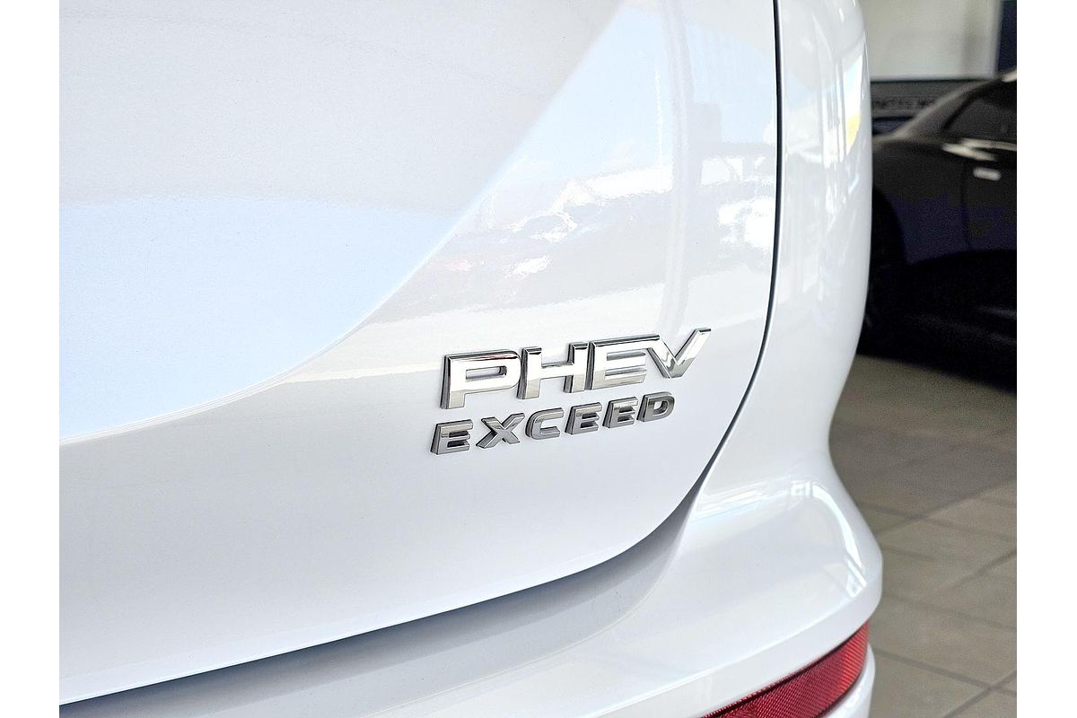 2023 Mitsubishi Outlander PHEV Exceed Tourer ZM