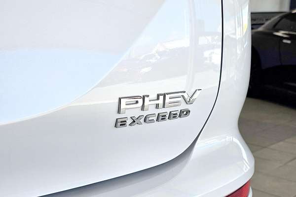 2023 Mitsubishi Outlander PHEV Exceed Tourer ZM