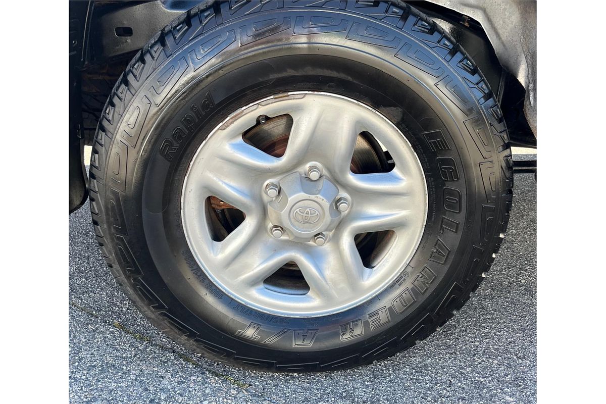 2012 Toyota Landcruiser GX VDJ200R