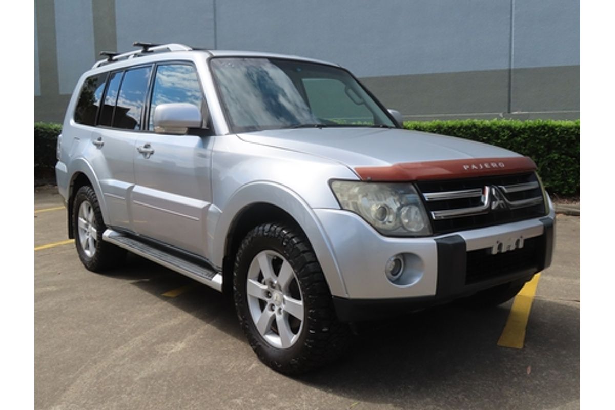 2008 Mitsubishi Pajero VR-X NS