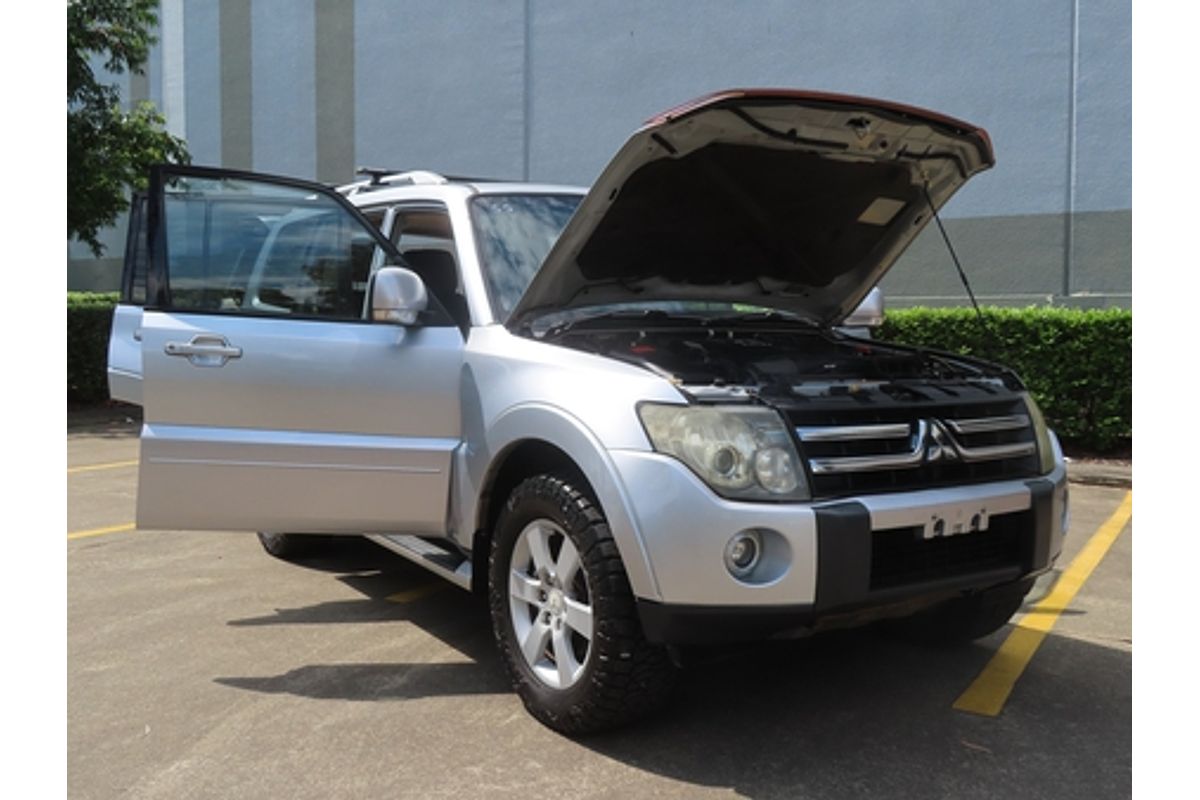 2008 Mitsubishi Pajero VR-X NS