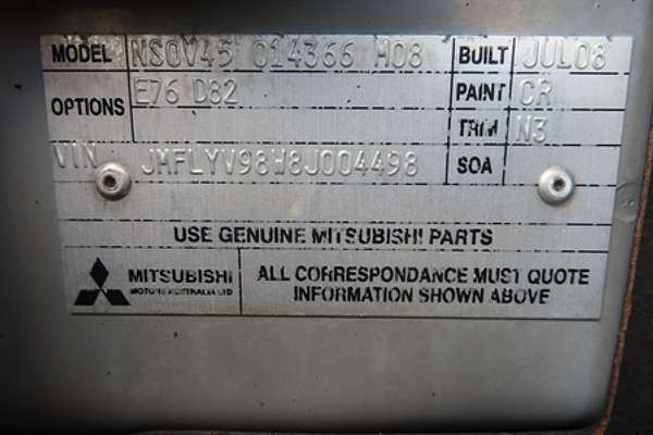2008 Mitsubishi Pajero VR-X NS