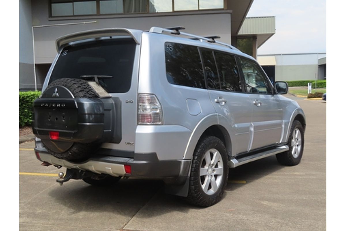 2008 Mitsubishi Pajero VR-X NS