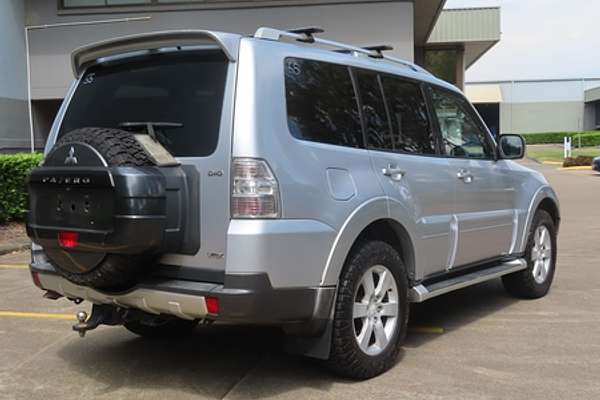 2008 Mitsubishi Pajero VR-X NS
