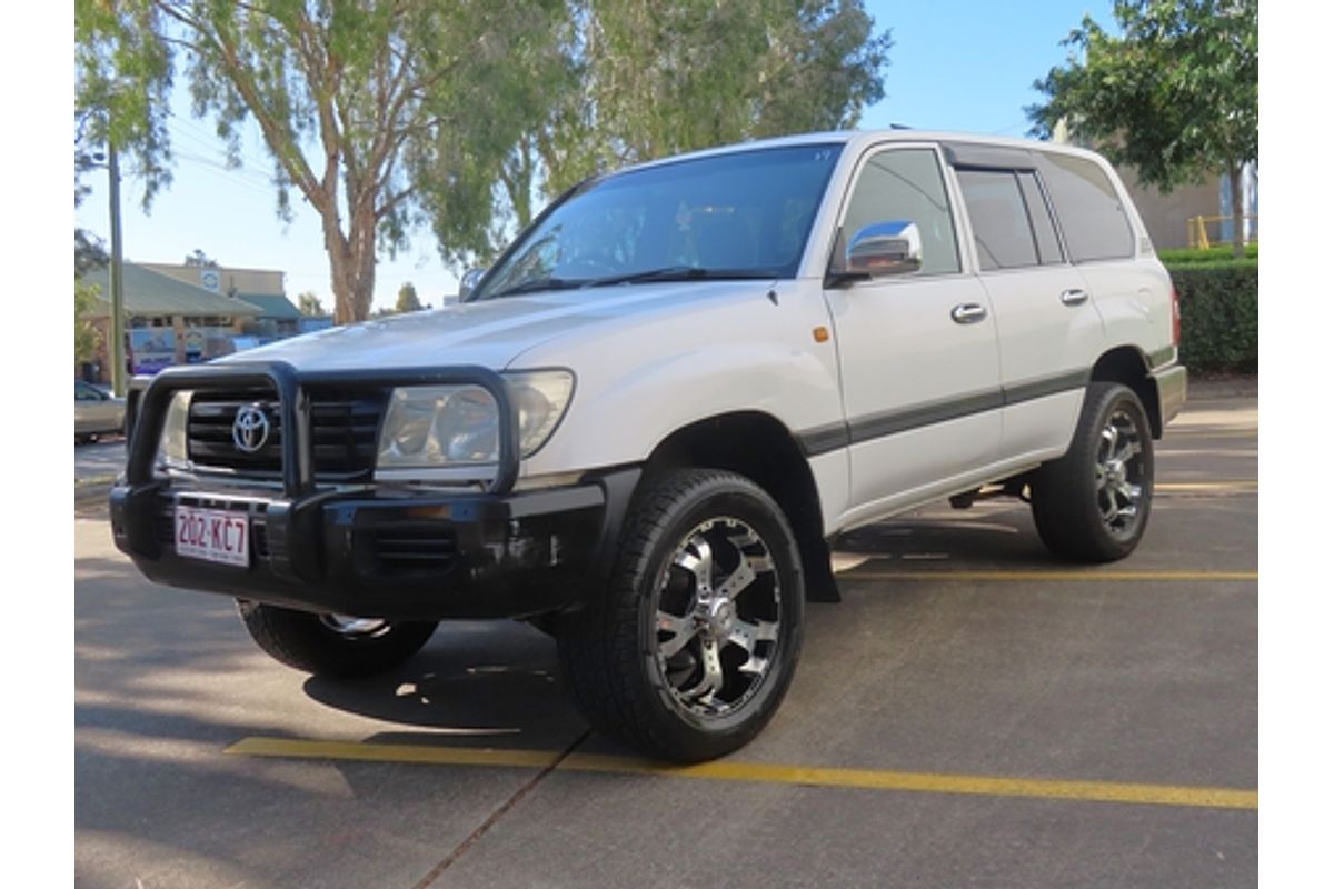 2005 Toyota Landcruiser GXL UZJ100R