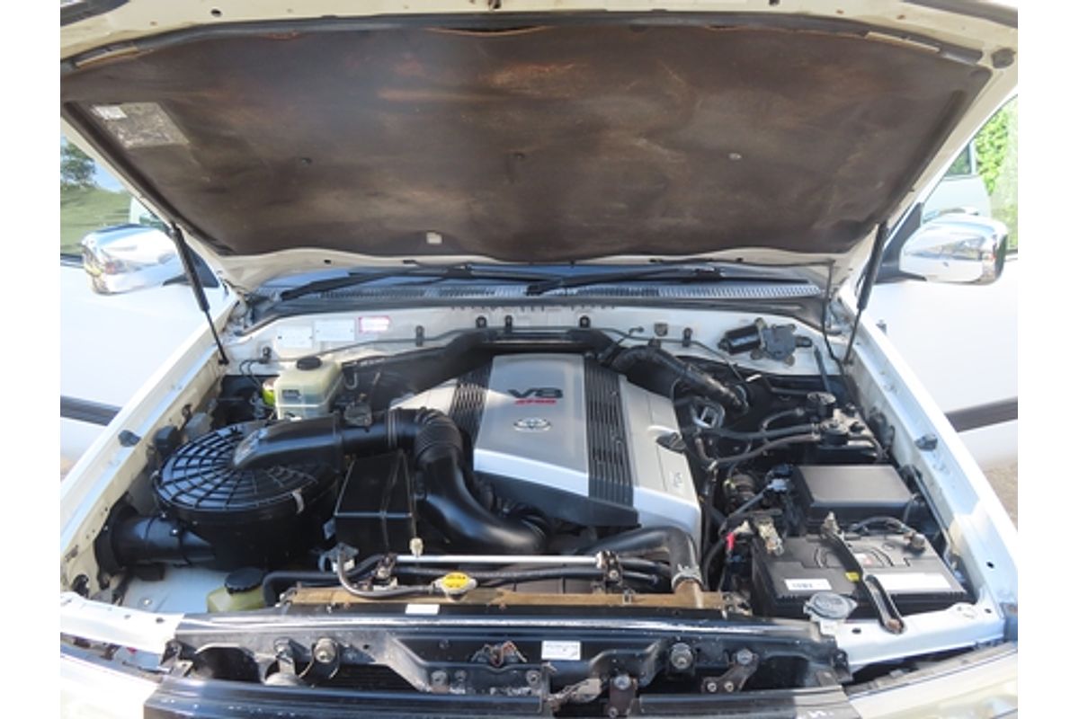 2005 Toyota Landcruiser GXL UZJ100R