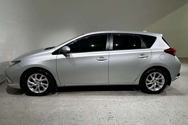 2015 Toyota Corolla Ascent Sport ZRE182R