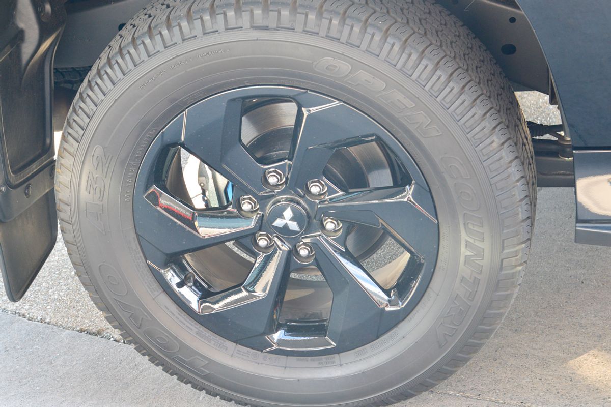 2024 Mitsubishi Pajero Sport GSR QG