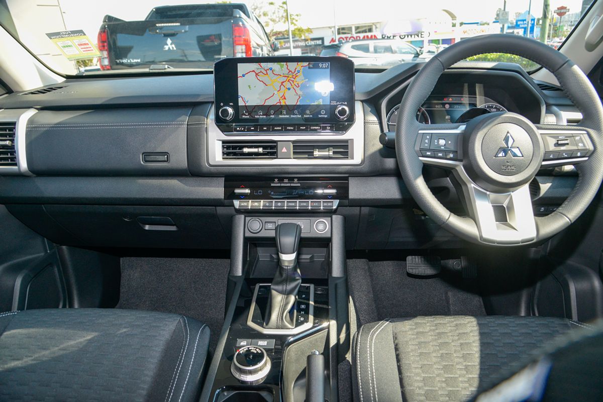 2024 Mitsubishi Triton GLS MV 4X4