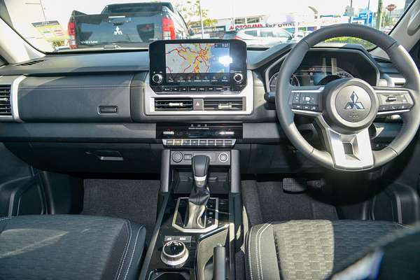 2024 Mitsubishi Triton GLS MV 4X4