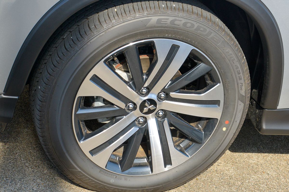 2024 Mitsubishi ASX Exceed XD