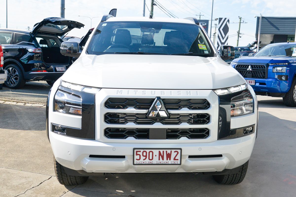2025 Mitsubishi Triton GSR MV 4X4