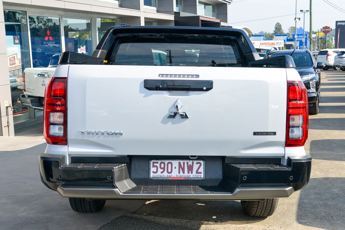 2025 Mitsubishi Triton GSR MV 4X4