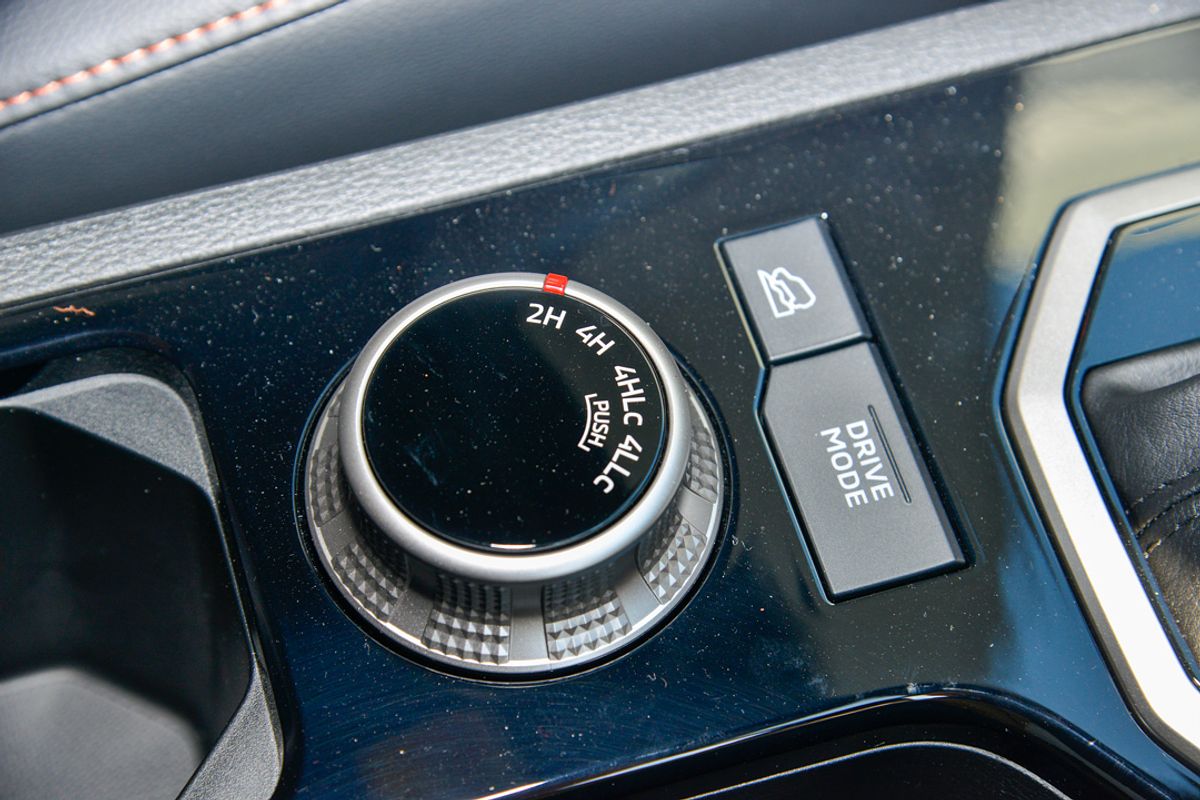 2025 Mitsubishi Triton GSR MV 4X4