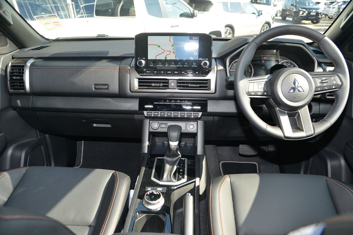 2025 Mitsubishi Triton GSR MV 4X4