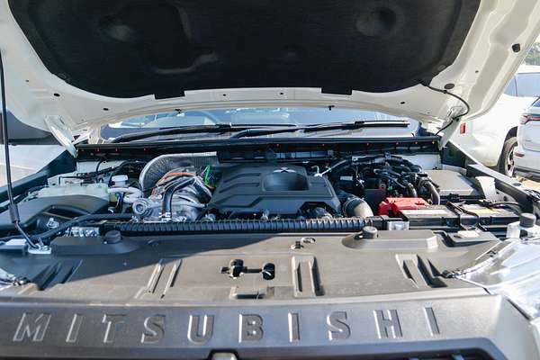 2025 Mitsubishi Triton GLX+ MV 4X4 thumb-7