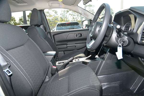 2025 Mitsubishi Triton GLX+ MV 4X4 thumb-9