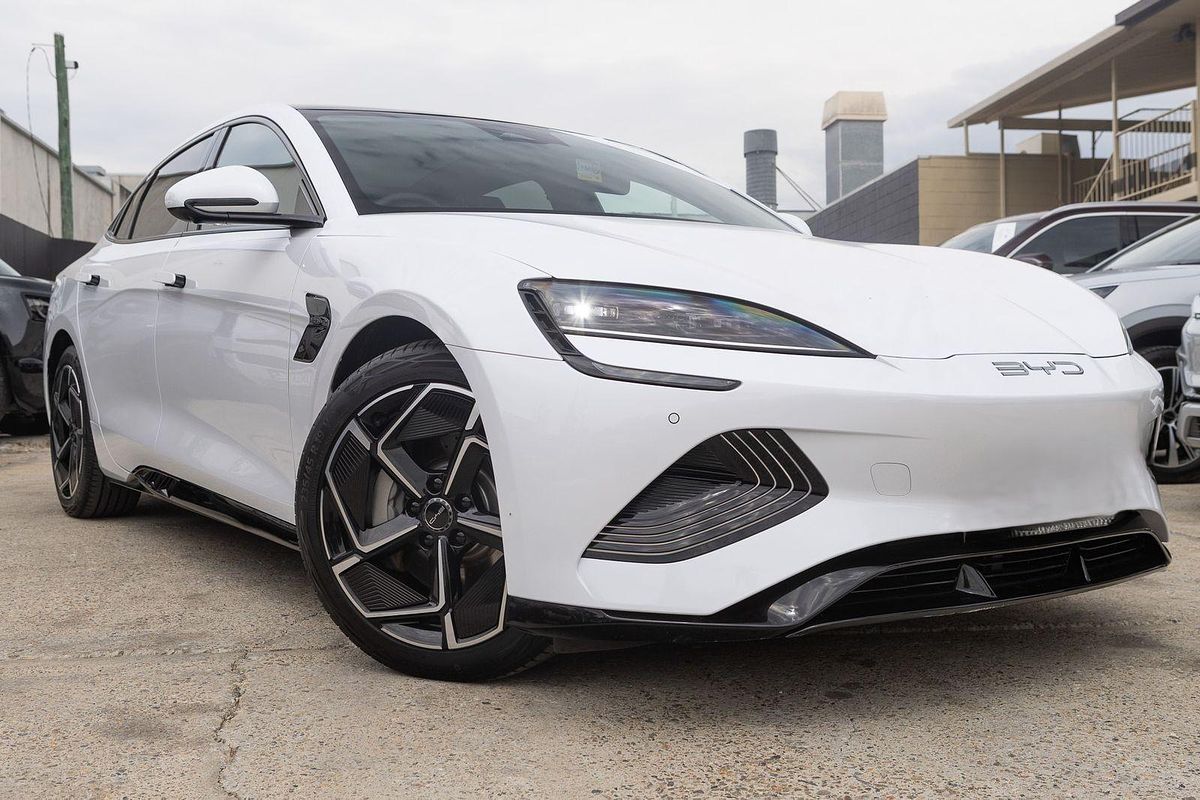 2024 BYD Seal Premium