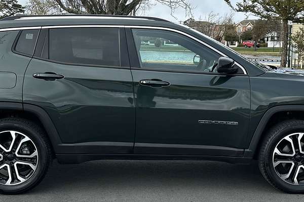 2023 Jeep Compass Limited M6