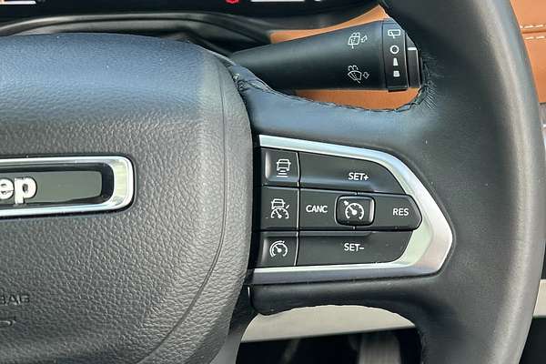 2023 Jeep Compass Limited M6