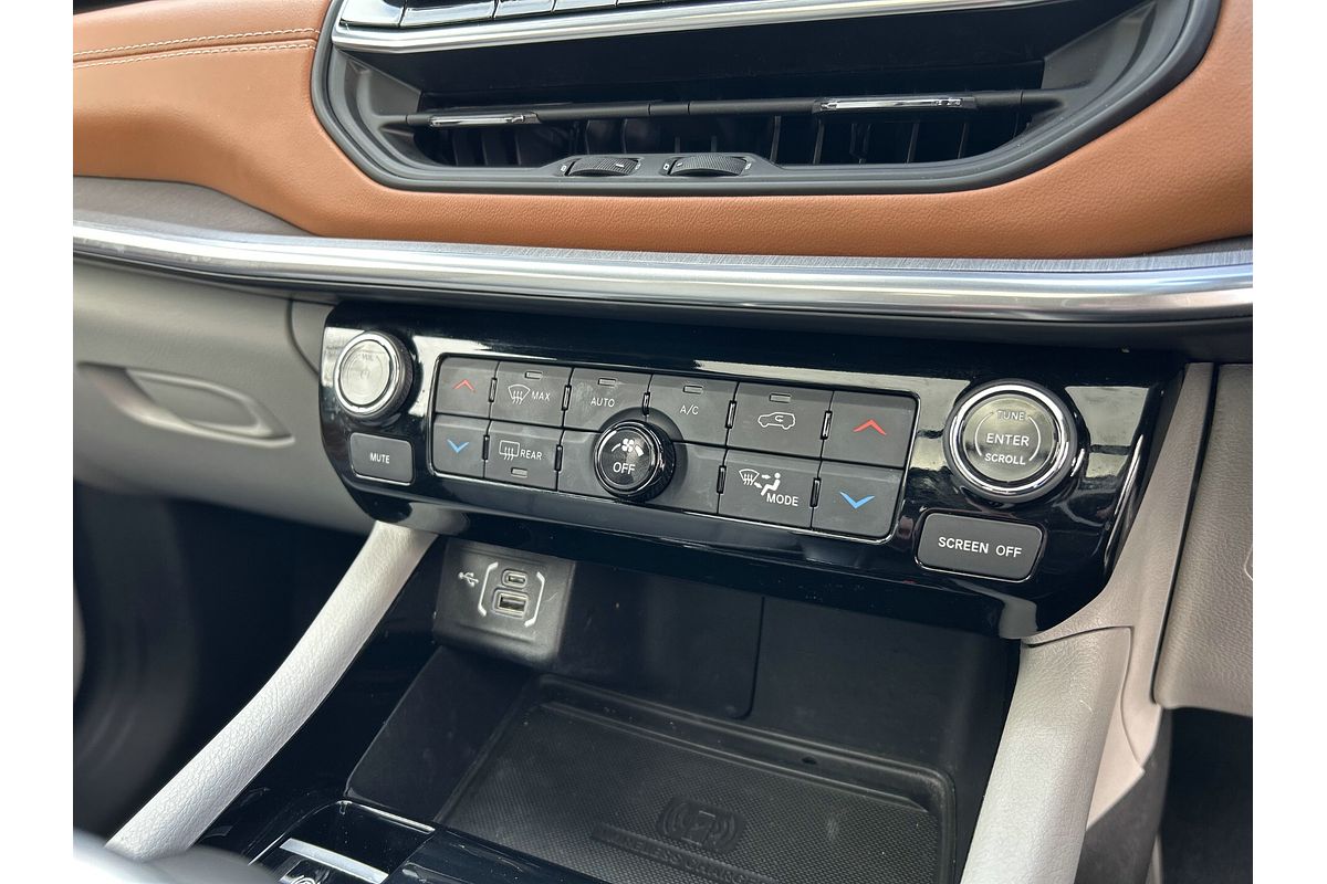 2023 Jeep Compass Limited M6