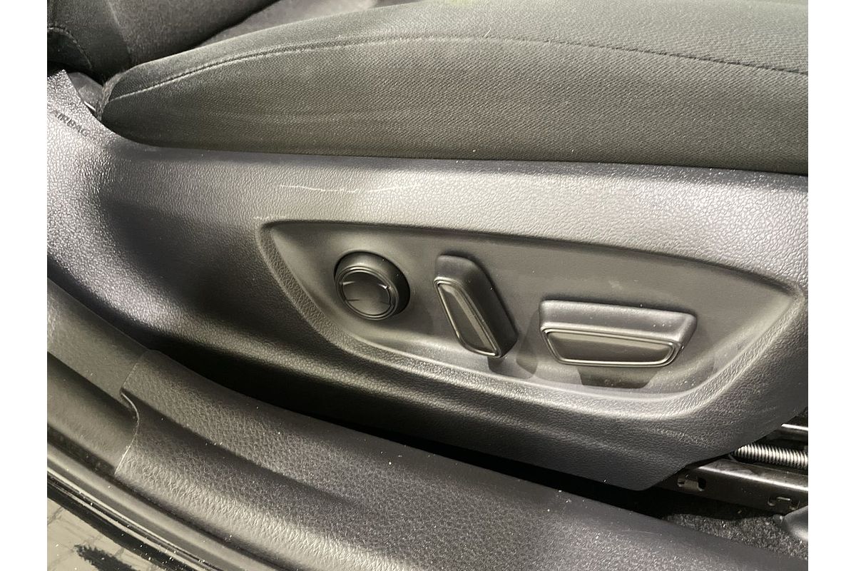 2019 Toyota Camry Ascent Sport ASV70R