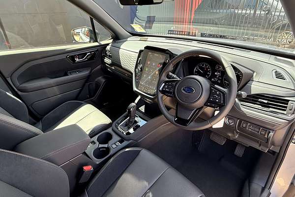 2025 Subaru Forester Touring S6