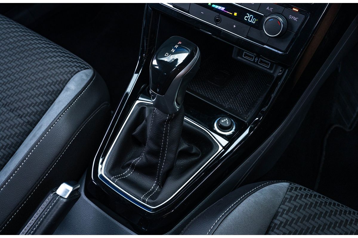 2020 Volkswagen T-Cross Tsi R-Line Dsg 2Wd 1