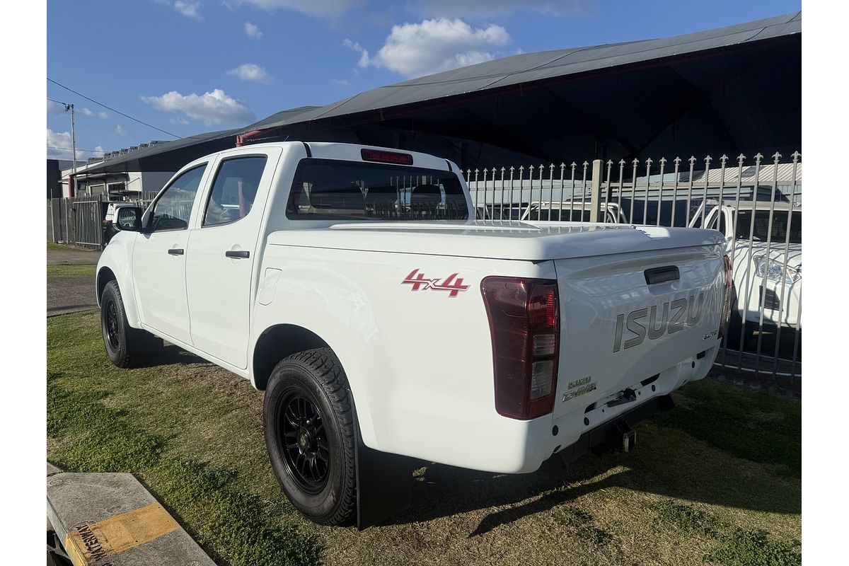 2017 Isuzu D-MAX SX 4X4