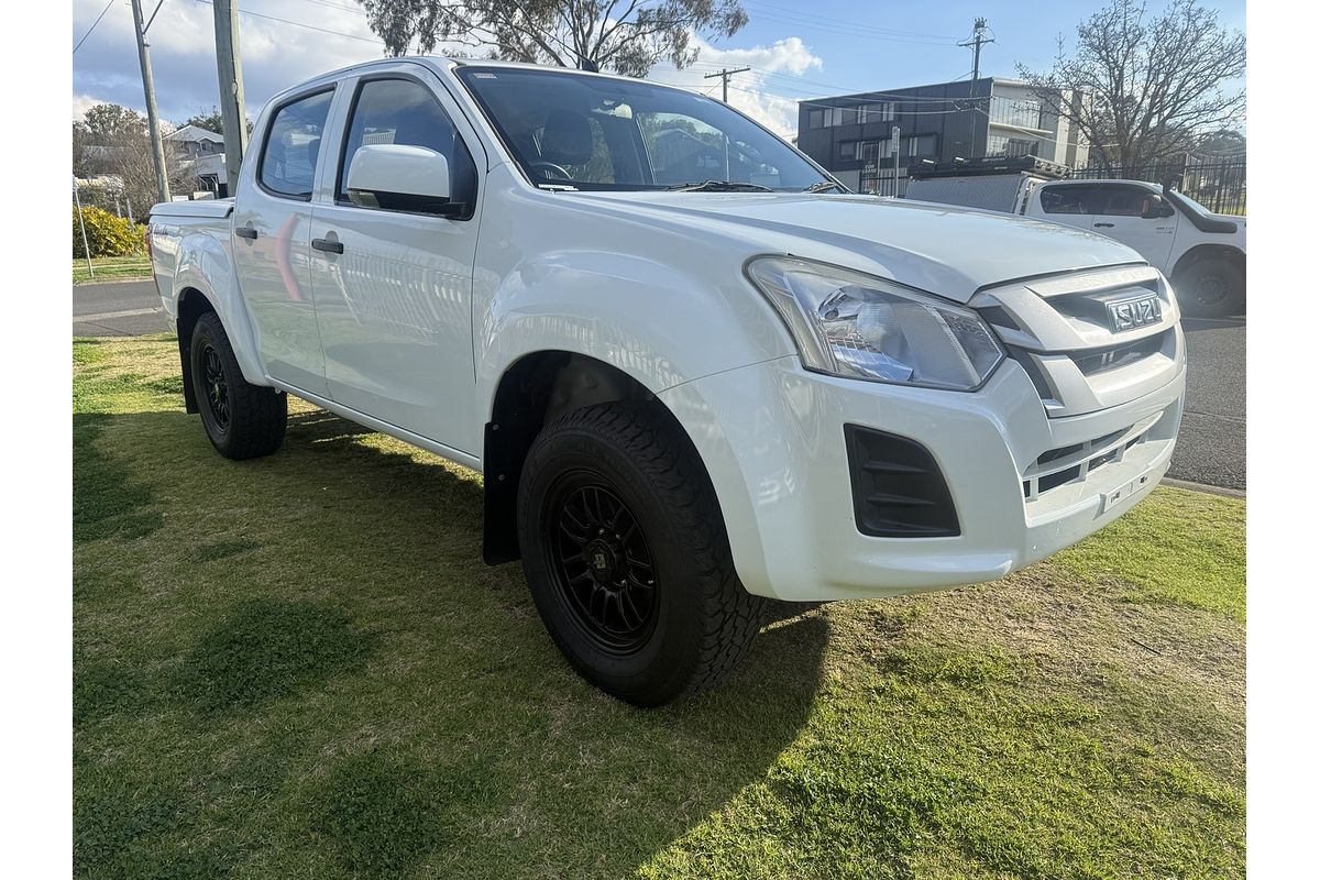 2017 Isuzu D-MAX SX 4X4