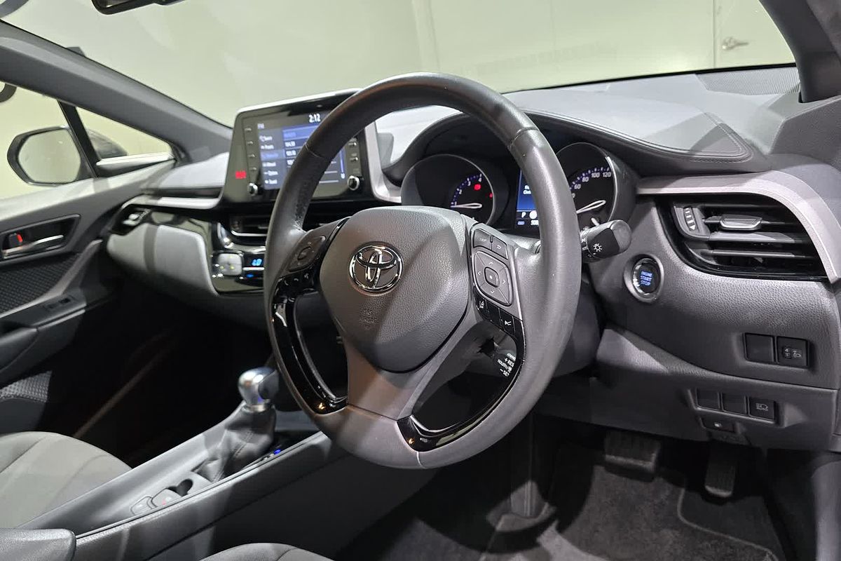 2023 Toyota C-HR GXL NGX10R